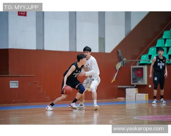 深入分析西安篮球队阵地战战术特点与执行策略 深入分析西安篮球队阵地战战术特点与执行策略