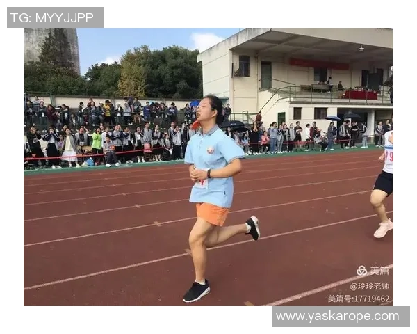 陈娜专访:从绿茵场到人生舞台的足球旅程回顾与感悟